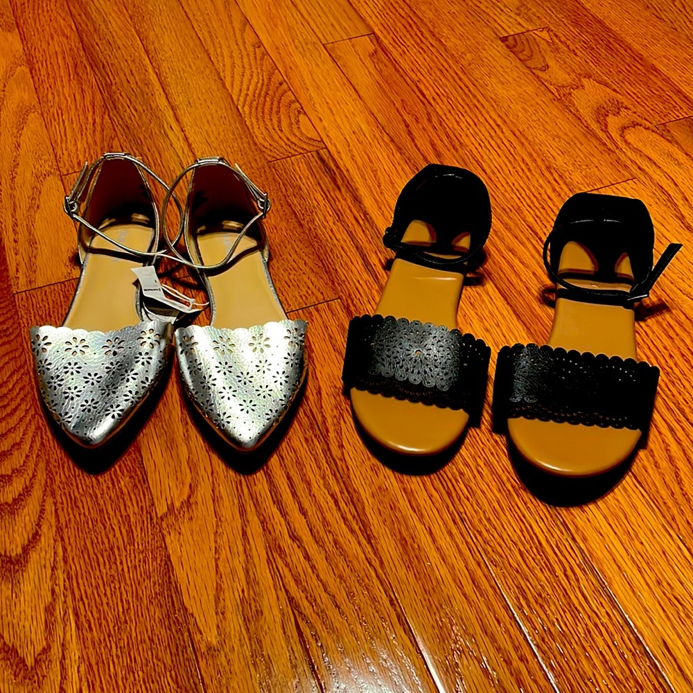 NWT. Bundle of Two Summer Sandals. Silver and White.